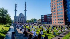 Rotterdam'daki Essalam Camii