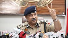 उत्तर प्रदेश : 11 सीनियर अफ़सरों को पीछे छोड़ राजीव कृष्ण कार्यवाहक डीजीपी कैसे बने?