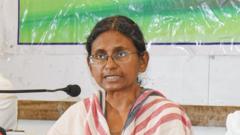 मीनाक्षी नटराजन का नामांकन रद्द होने पर विपक्षी नेताओं की तीख़ी प्रतिक्रिया