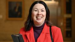 Lennon criticises 'nasty' Scottish Labour as leadership bid fails