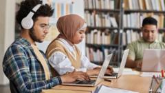 Third of people say uni degree not worth it, as student loan inquiry begins 
