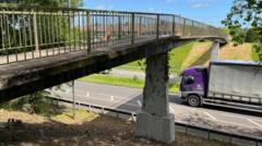 'Banana bridge' demolition a ‘disaster’, say locals