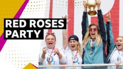 'The moment you've all been waiting for' - Red Roses show off World Cup trophy