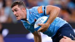 Ospreys look to sign Australian fly-half Creighton