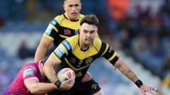 Six-try Castleford win at struggling Hull FC