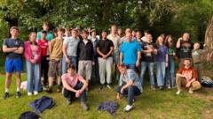 'Stone skimmers' draw crowds in Liverpool parks