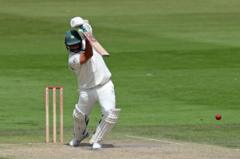 D’Oliveira misses ton but Pears in control of Kent