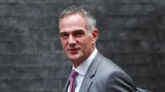 Labour failing to learn from Tories over leadership change calls, says Kyle