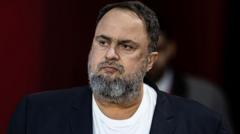 Forest owner Marinakis sues Palace over gun banner