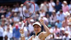 Qualifier Maria stuns Keys to reach Queen's final