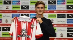 Defender Jelert joins Southampton on loan