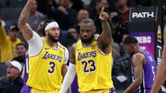 LeBron James sets new NBA record in Lakers win