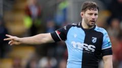 Flanker Young back for Cardiff trip to Edinburgh