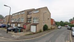Man shot by Met Police after threats to kill