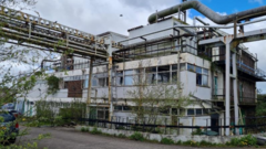 Denu £7.5m i ddatblygu cyn-ffatri gemegion ym Môn a chreu swyddi