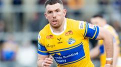 Rhinos skipper Smith out for up to 10 weeks