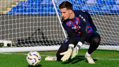 Norwich sign goalkeeper Moulden after Palace exit