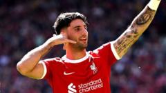 دومینیک سوبوسلای در ۱۴ بازی لیگ برتر، آمار یک گل و دو پاس گل را برای لیورپول ثبت کرده است