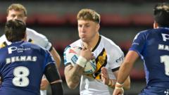 Castleford captain Mellor out with broken leg