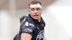 Wales back row Morse signs new Ospreys deal