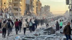 Joy fades as Gazans return to destroyed homes