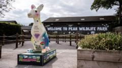 Wallaby sculpture trail honours escape mob
