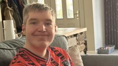 Disabled people demand cash access: 'It makes me feel independent'