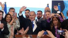 B﻿enjamin Netanyahu yabwiye abanywanyi biwe ko baronse amajwi mesnhi