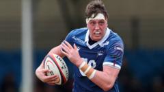 Scarlets sign lock Groves and full-back Murray-Macgregor