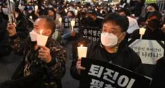 N﻿gười dân đòi công lý ở Seoul