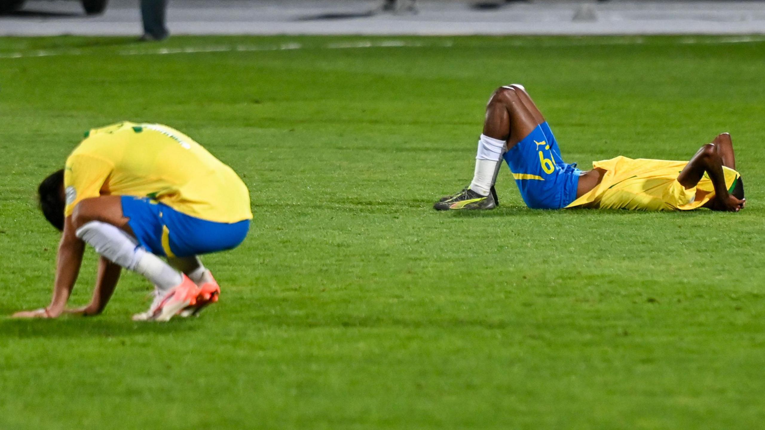 Mamelodi Sundowns players react to defeat in the African Champions League final