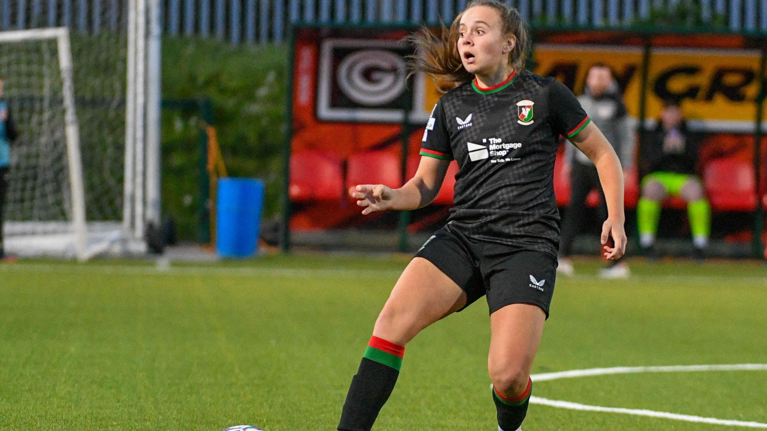 Kascie Weir in action for Glentoran