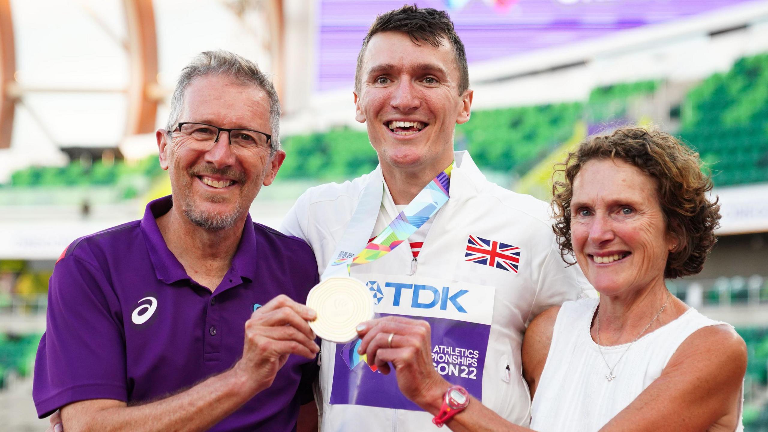 Jake Wightman with his parents