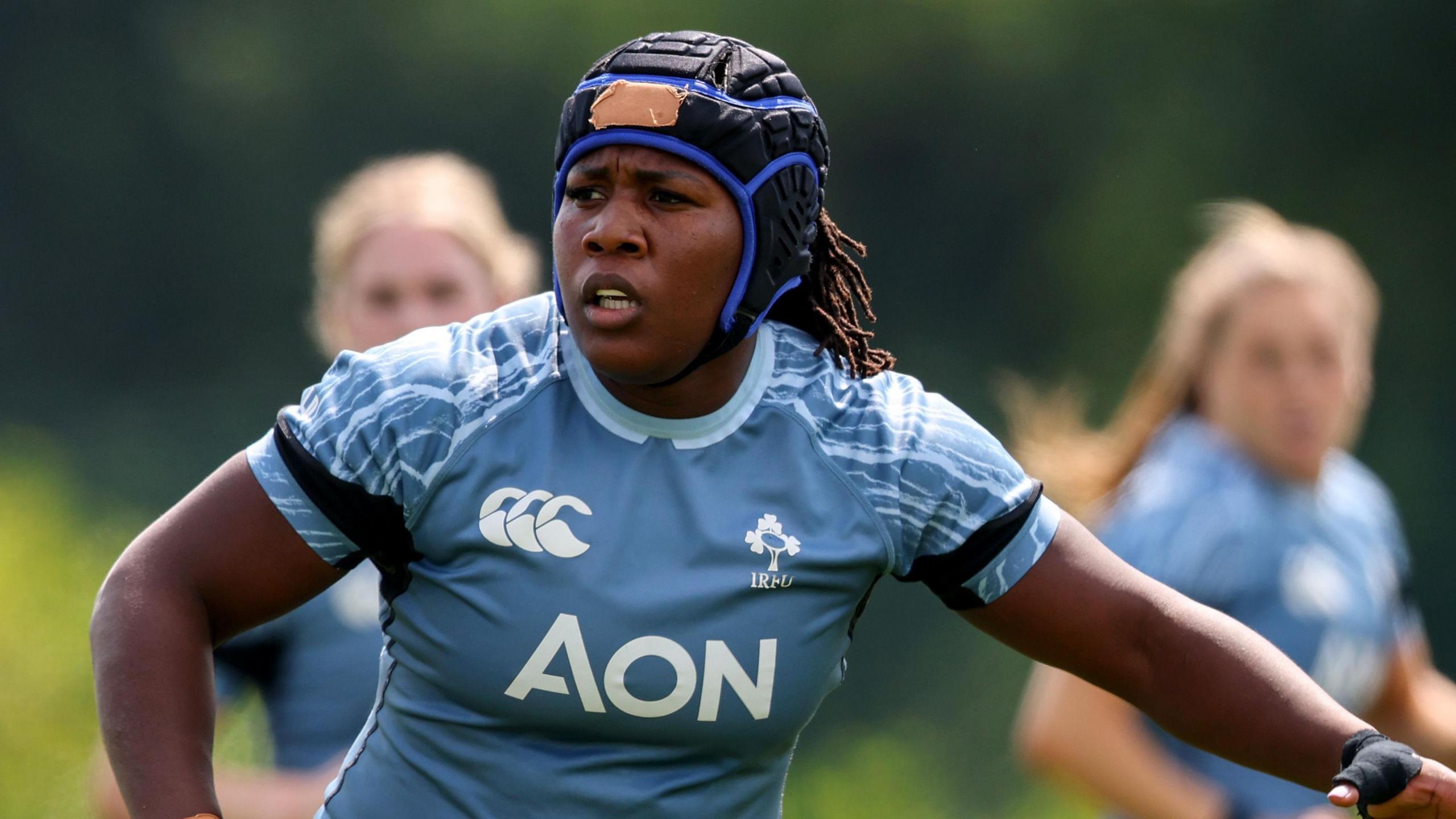 Linda Djougang training with Ireland