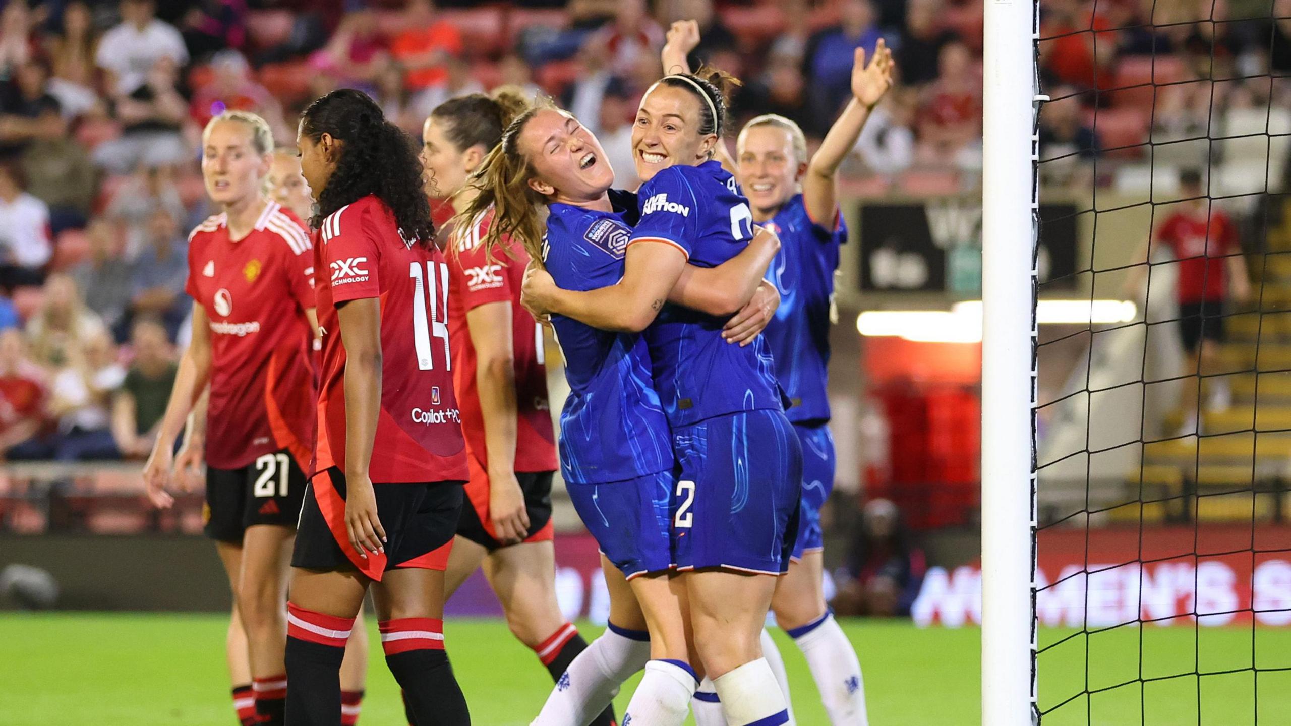 Lucy Bronze celebrates