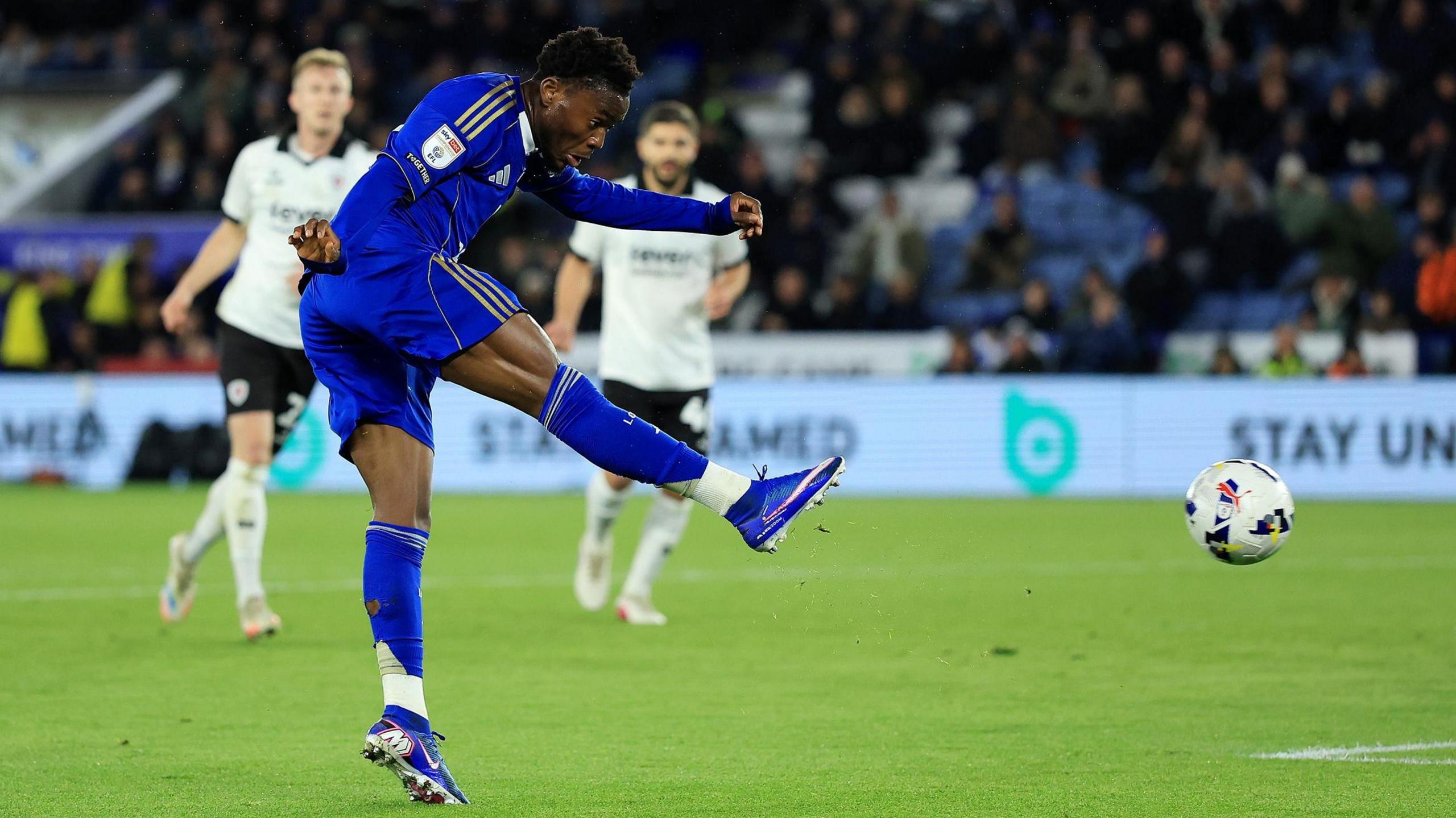 Leicester City's Abdul Fatawu hitting the volley that put the Foxes 2-0 up against Bristol City