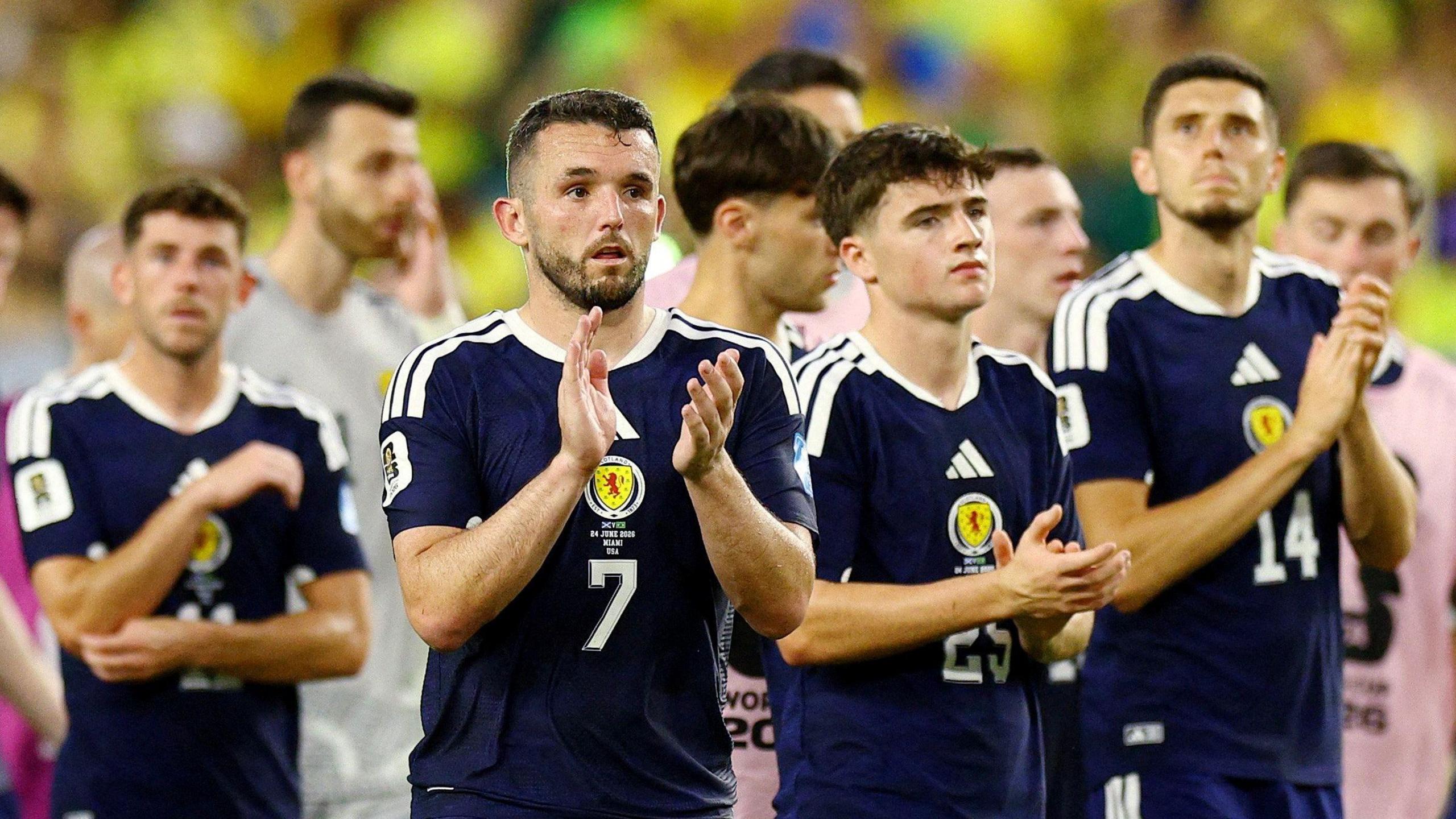 Cluicheadairean na h-Alba às dèidh a' gheama an aghaidh Brasil