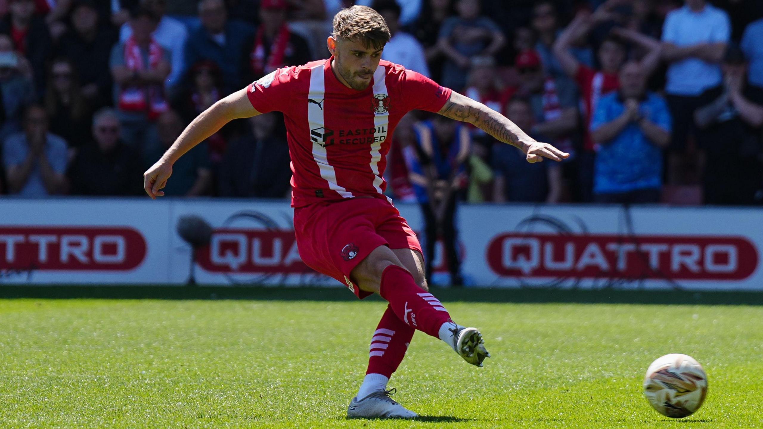 Charlie Kelman struck twice to earn Leyton Orient a 2-2 draw against Stockport