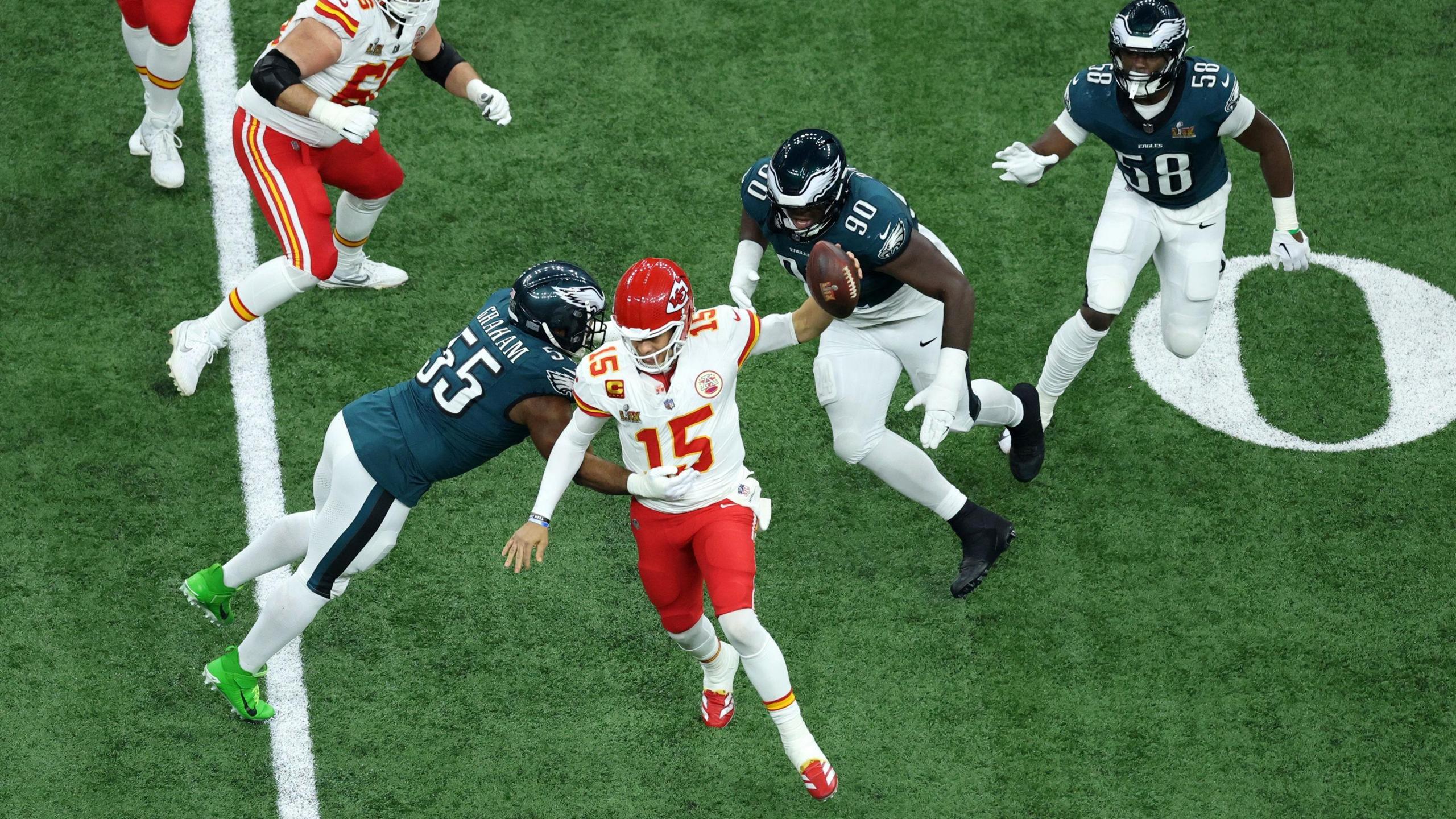 Patrick Mahomes under pressure in the Super Bowl