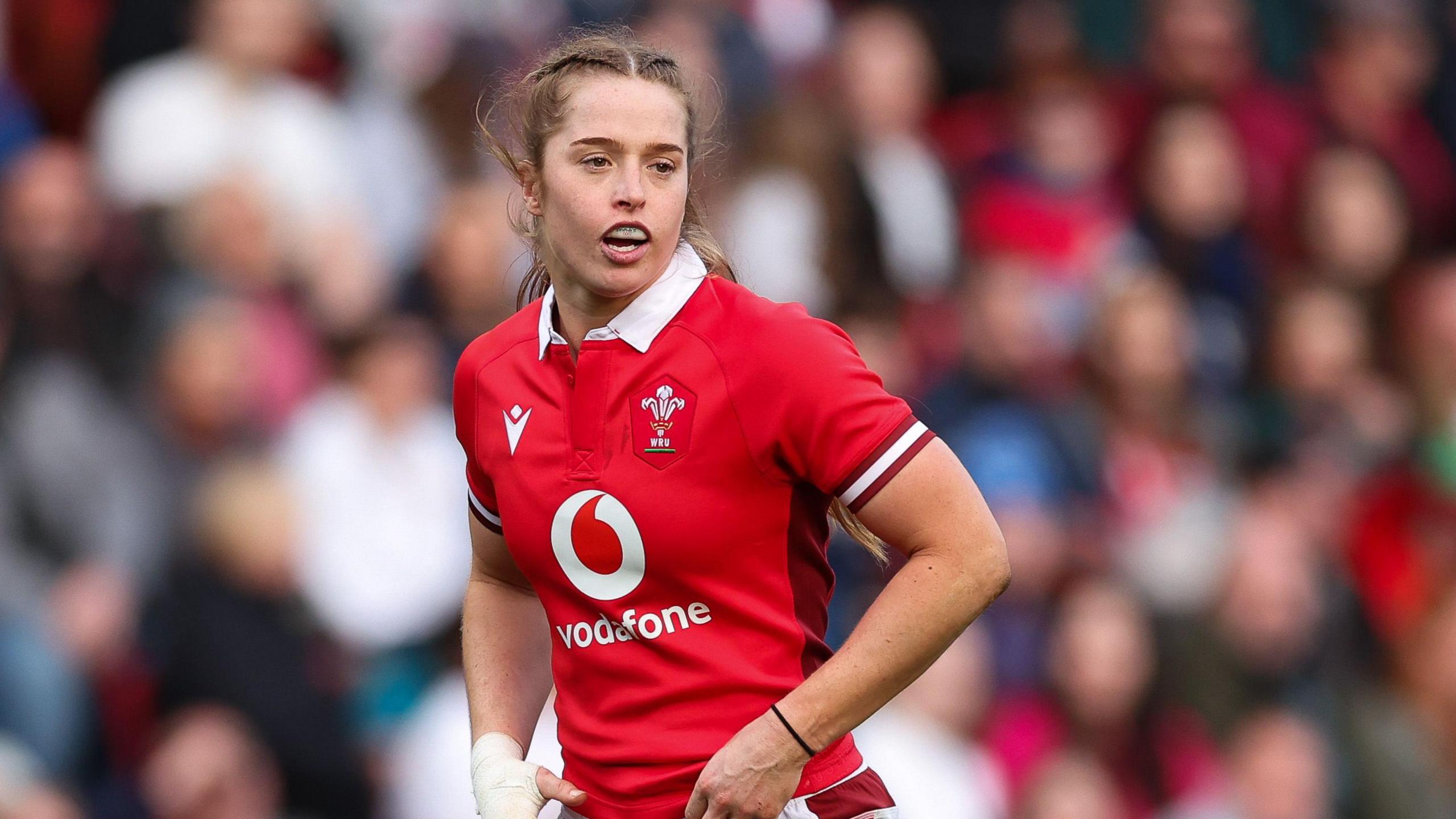 Lisa Neumann for Wales