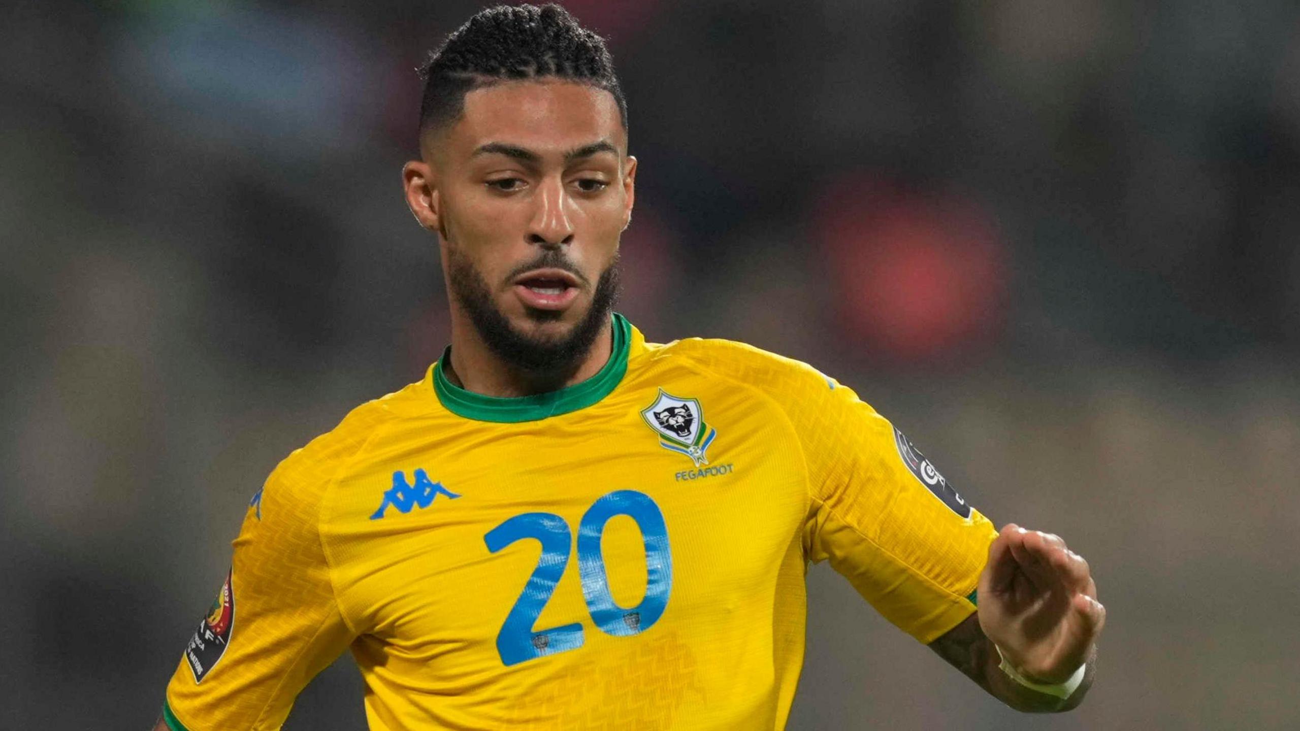 Denis Bouanga in action for Gabon