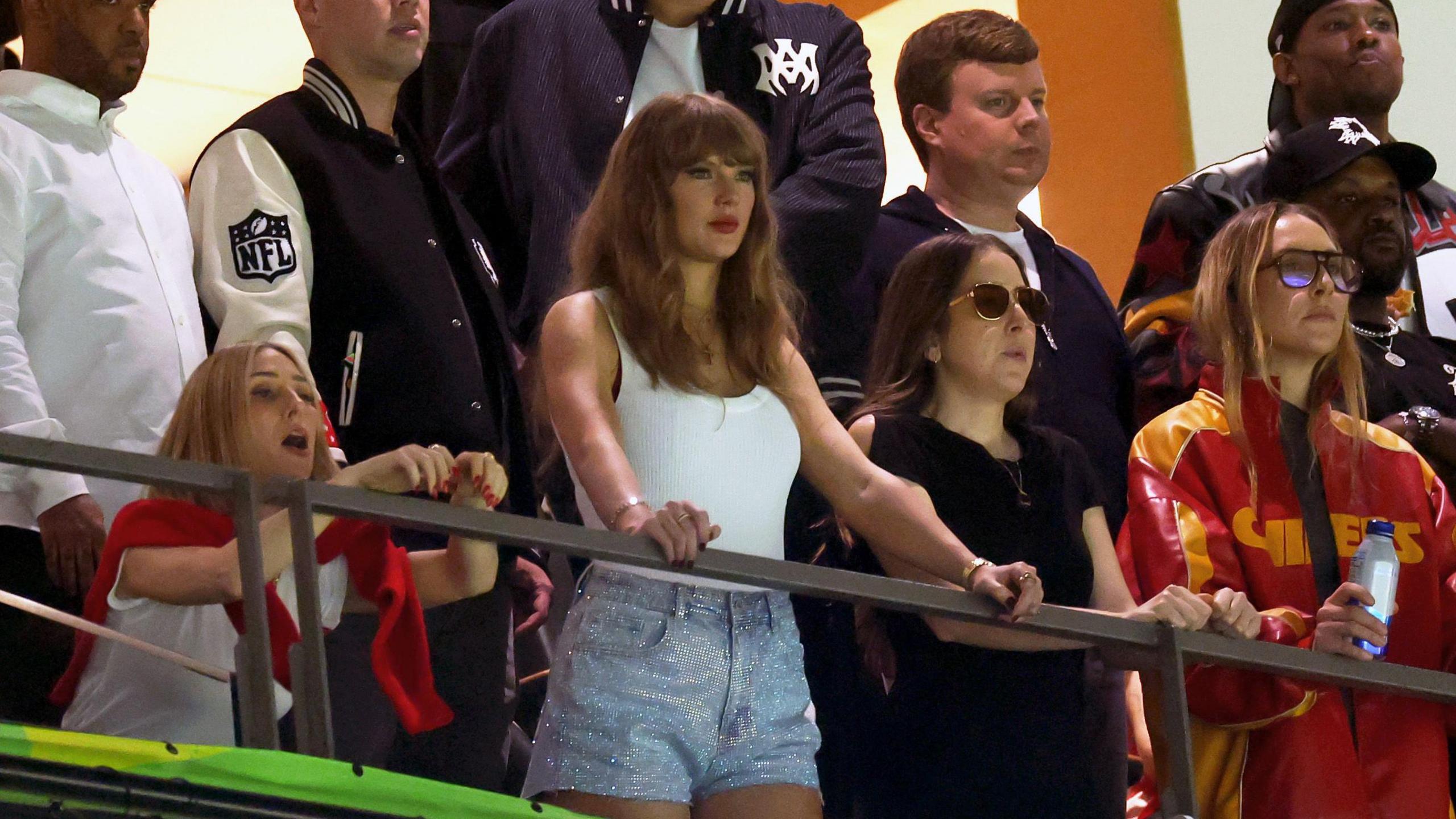 Taylor Swift watches the Super Bowl 