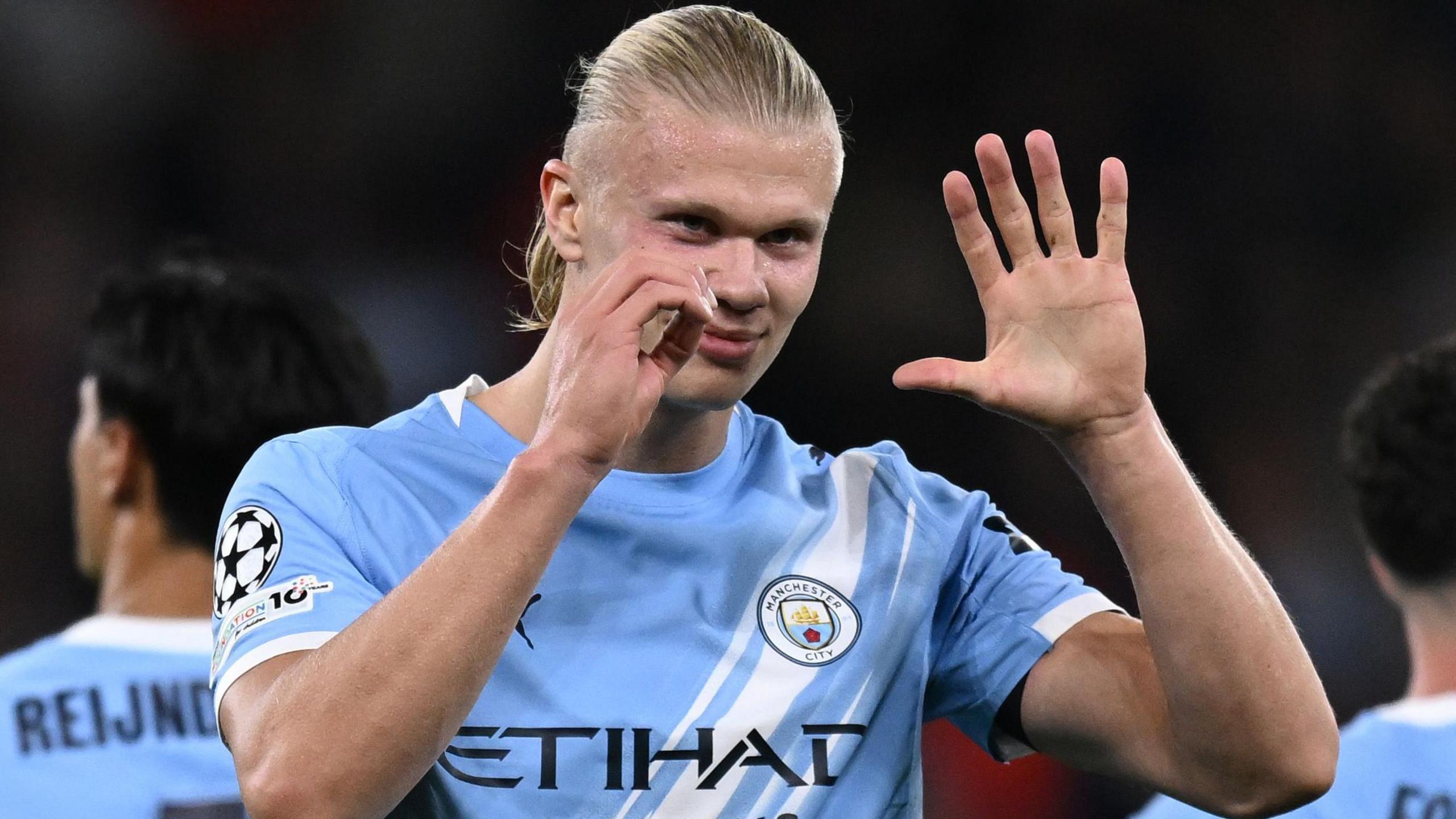 Erling Haaland celebrates