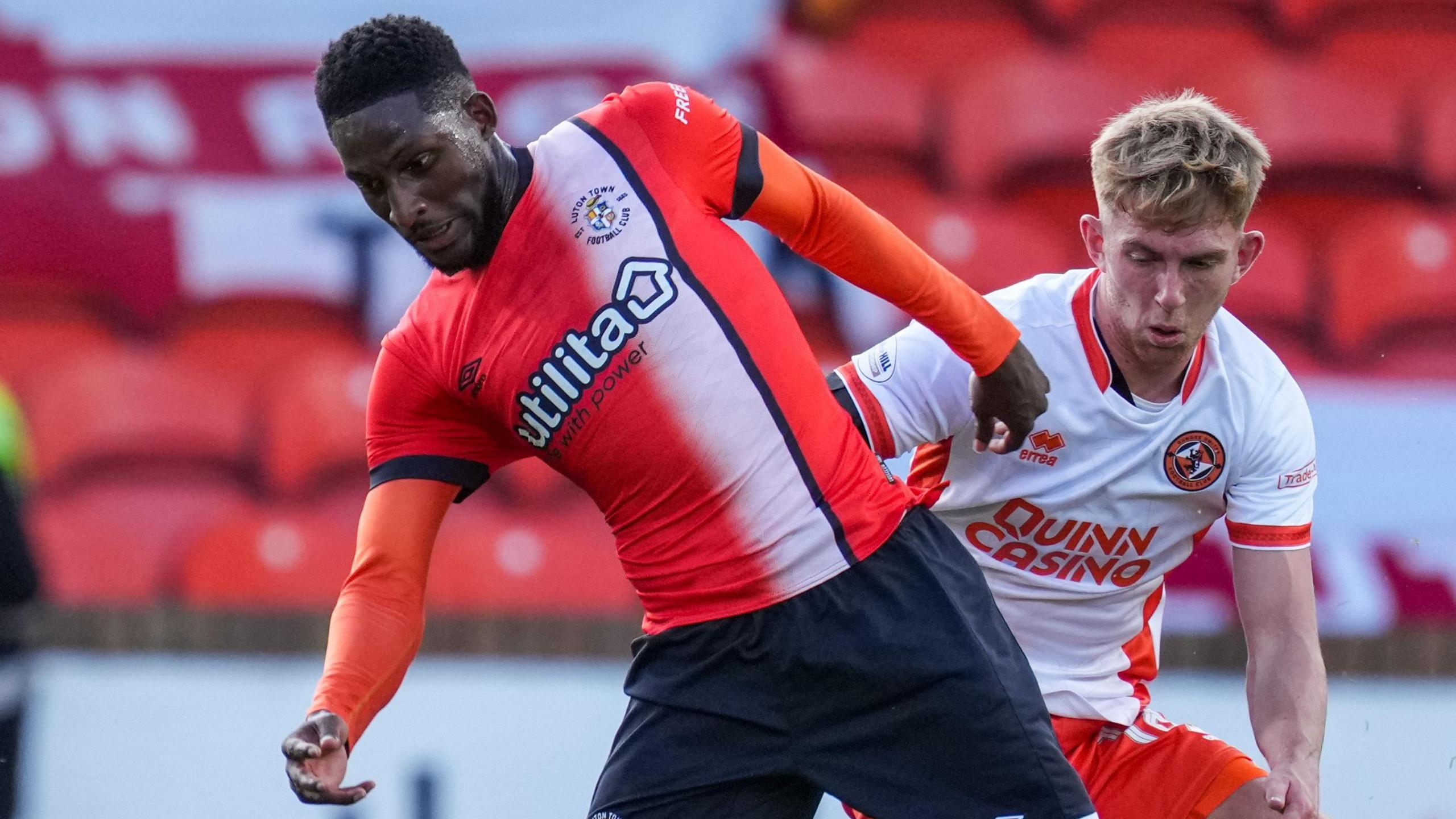 Shandon Baptiste playing for Luton