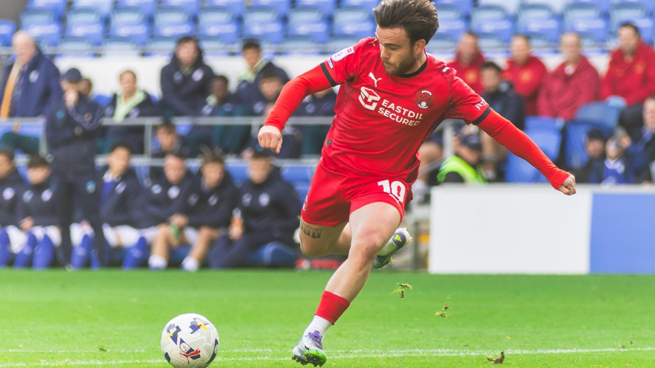 Aaron Connolly shapes up to take a right-foot shot for Leyton Orient