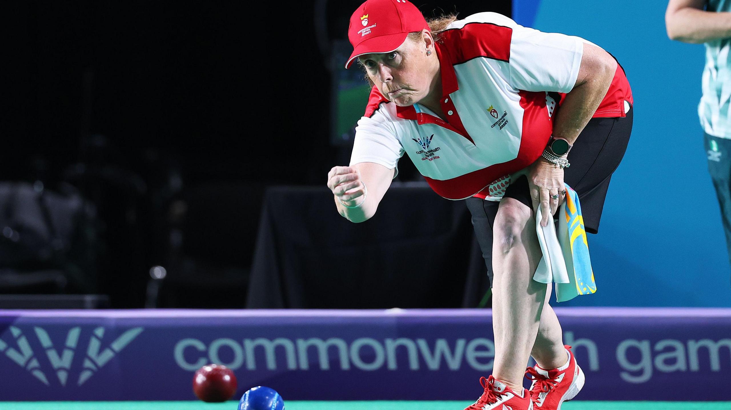 Fiona Archibald bowls for Jersey