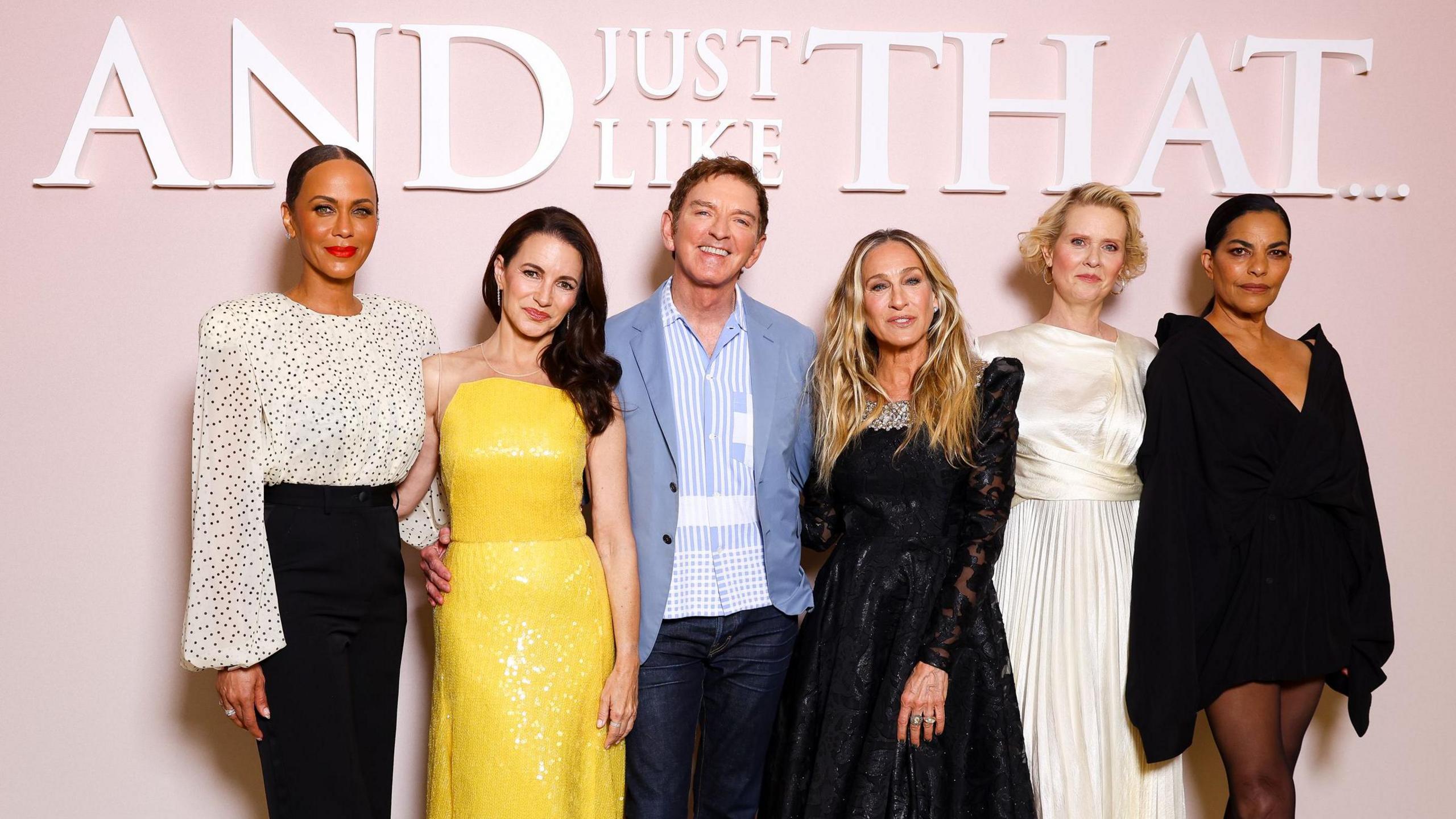 (L-R) Nicole Ari Parker, Kristin Davis, Michael Patrick King, Sarah Jessica Parker, Cynthia Nixon and Sarita Choudhury.