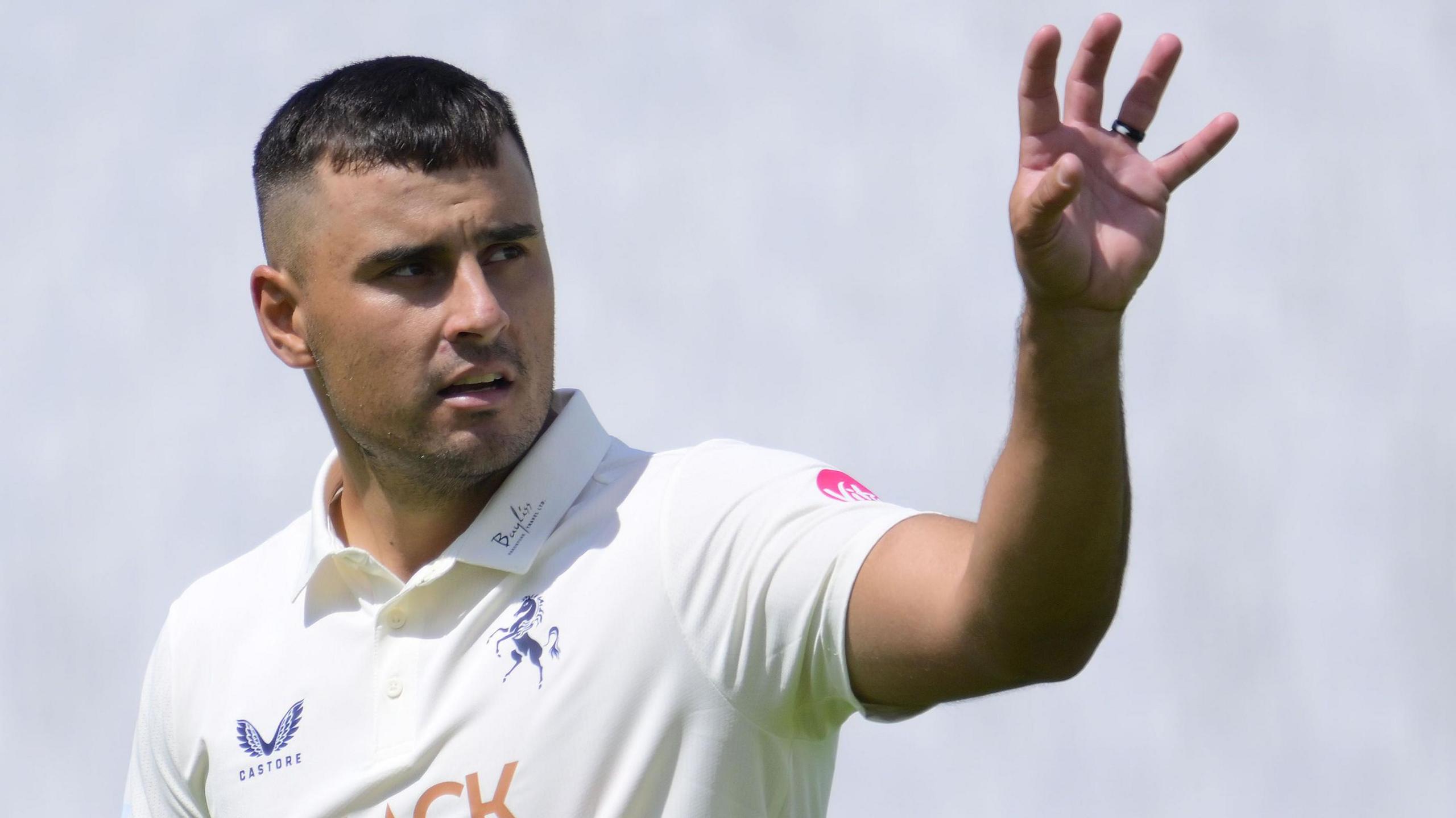 Beyers Swanepoel playing for Kent