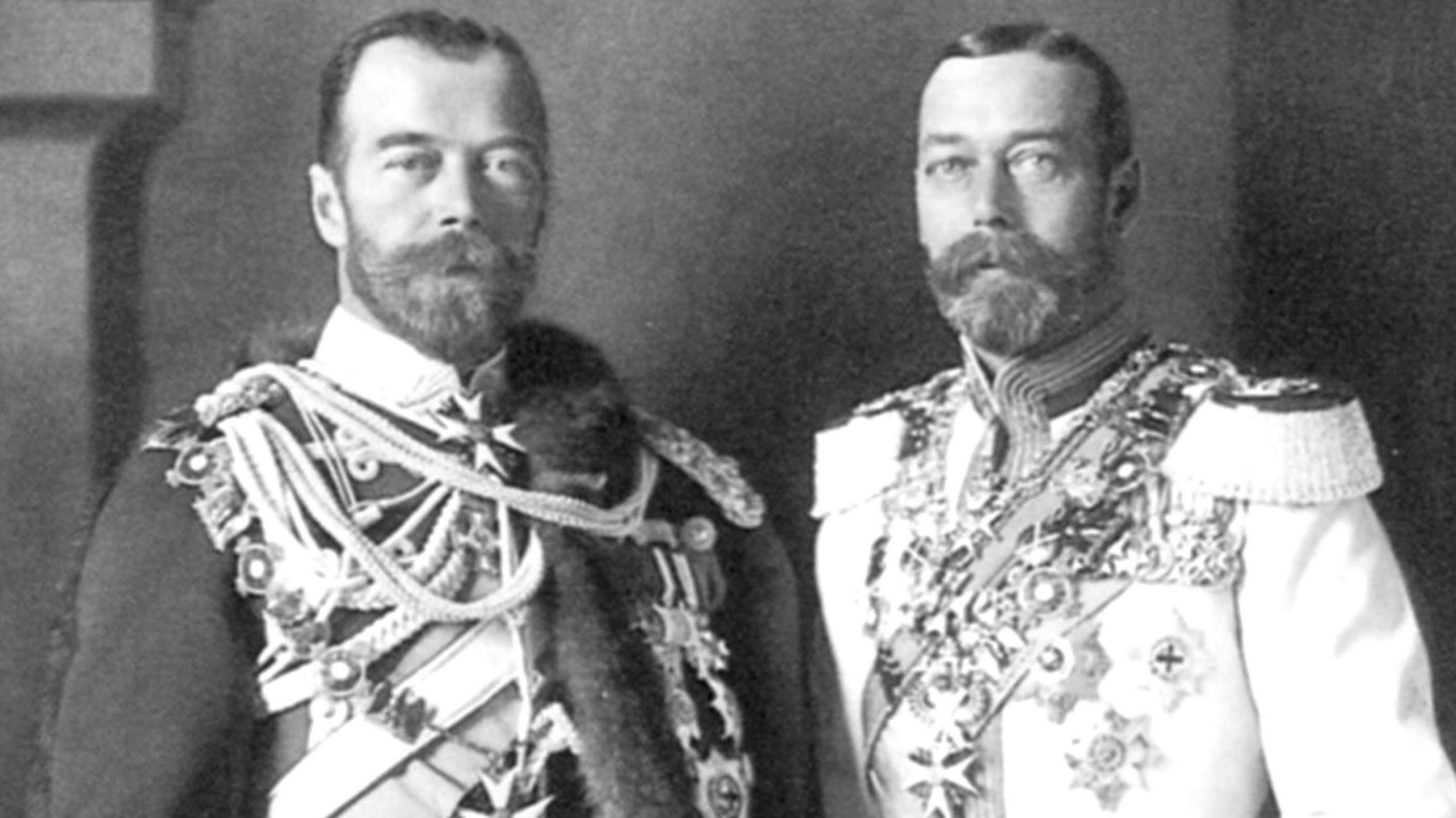 George V and Nicholas II in black and white, sporting beards in 1913.