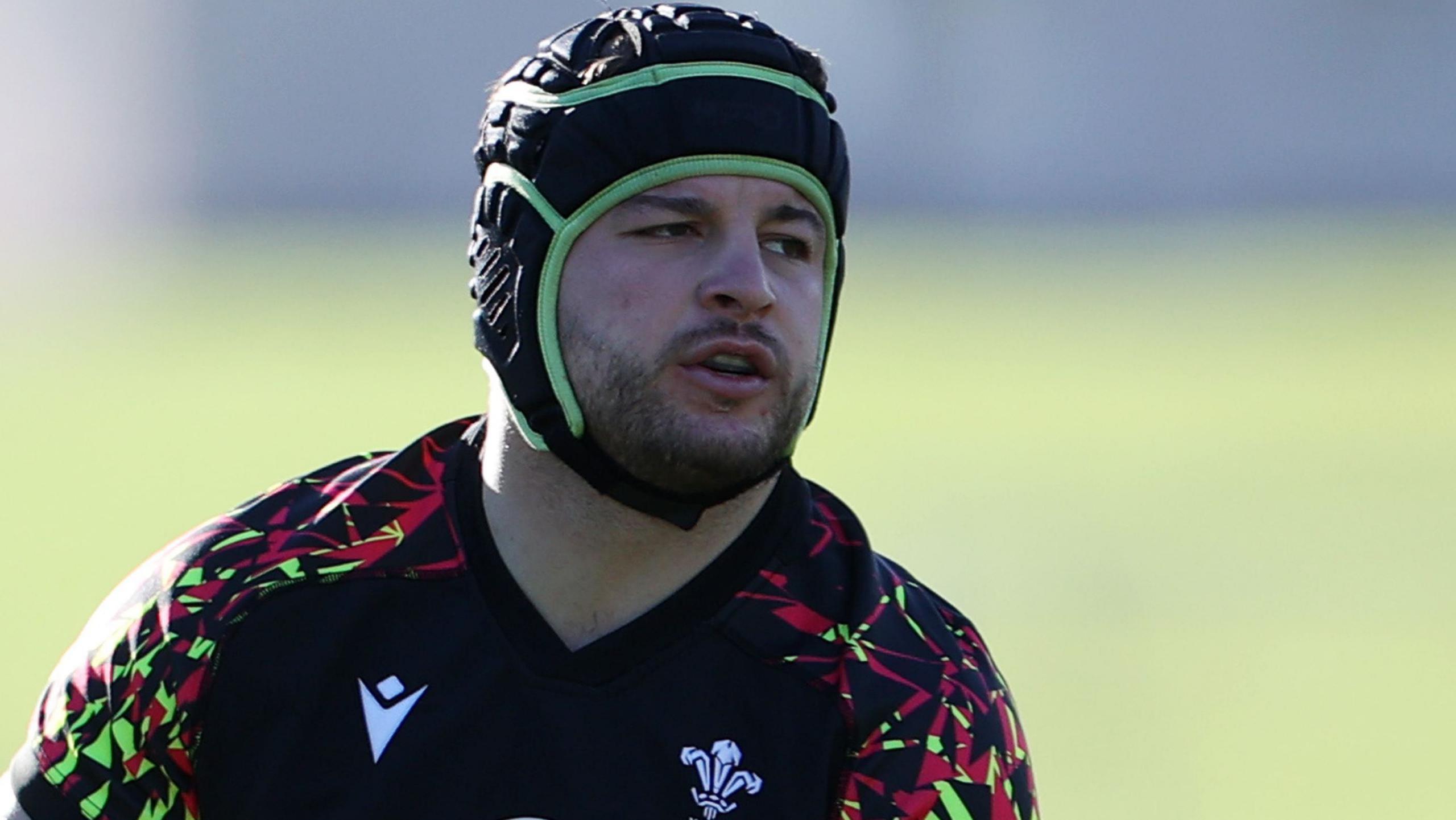 Harri Deaves in Wales training